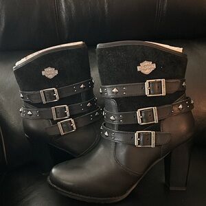 HARLEY DAVIDSON BOOTS 4 INCH HEELS TAGS TAKEN OFF BOOTS WORN ONE TIME TO TRY ON